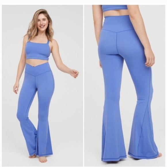 aerie Pants - Aerie OFFLINE REAL ME HIGH WAISTED CROSSOVER RIB SUPER FLARE LEGGING Medium
